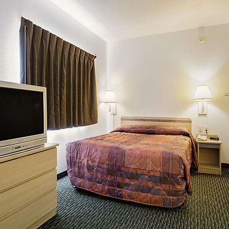 Studio 6 Charlotte Airport Hotel Habitación foto